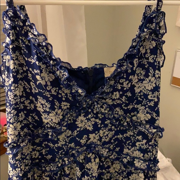 Navy and white floral dress - Picture 3 of 5